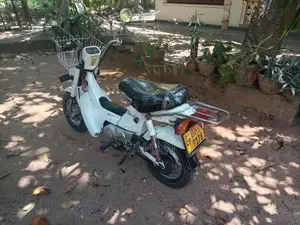 Honda Chaly Custom 2015