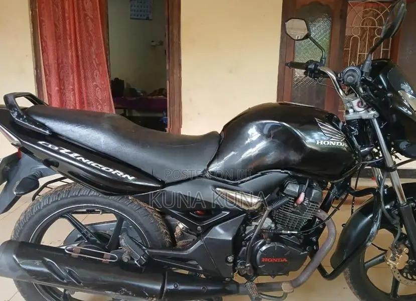 Honda CB Unicorn 2014