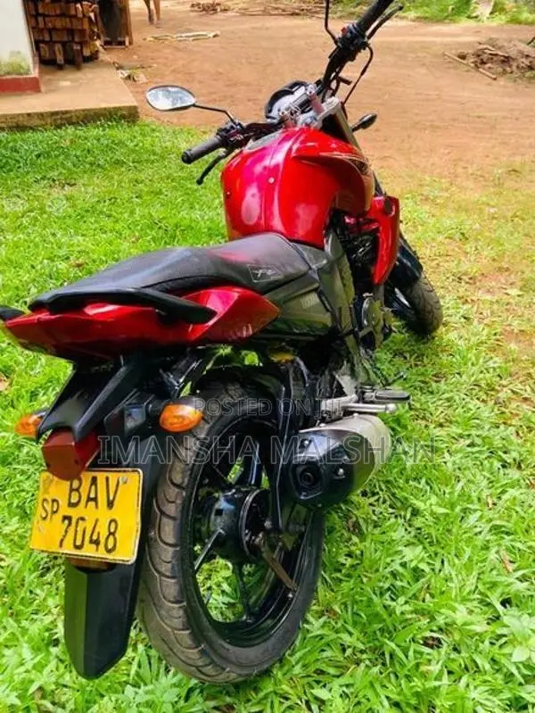 Yamaha FZ 2014