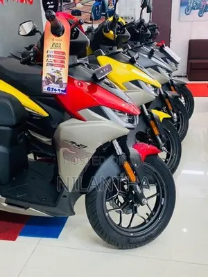 Hero XOOM 125R 2026