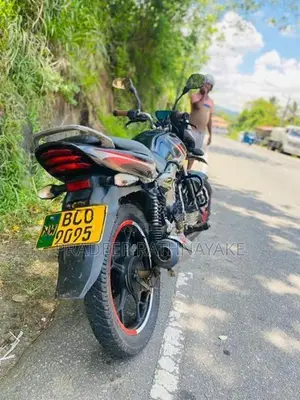 Bajaj Discover 125 2015