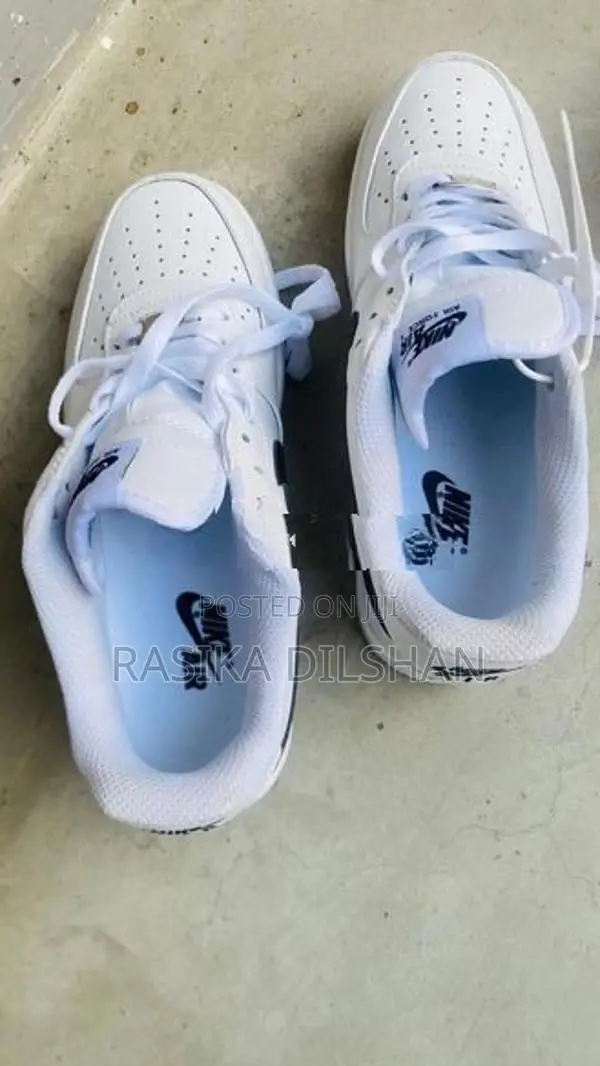 Nike Air Force 1 Style Sneakers