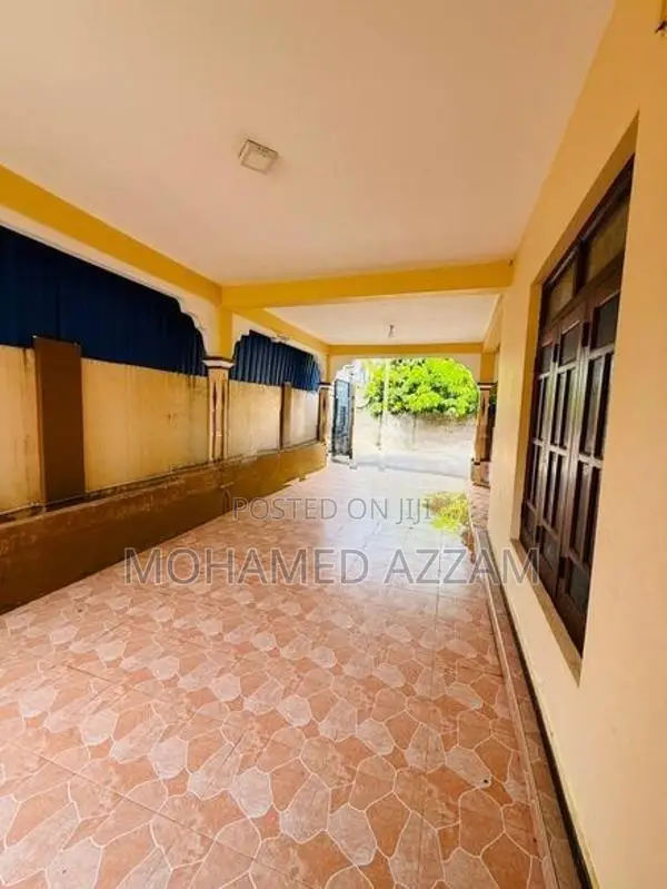 Fully Furnished 5-Bedroom House for Rent – Ninthavur