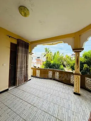 Fully Furnished 5-Bedroom House for Rent – Ninthavur