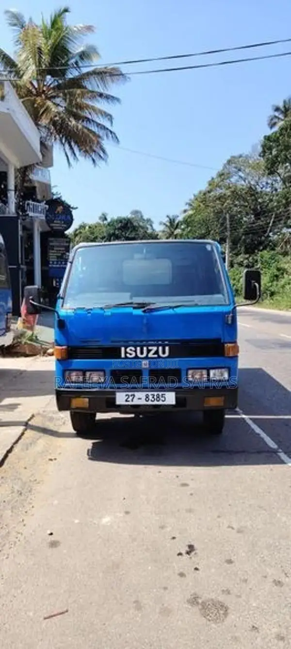 Isuzu 250 1976
