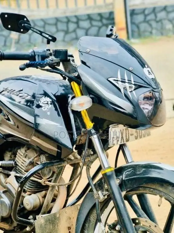 Bajaj Pulsar 150 2012