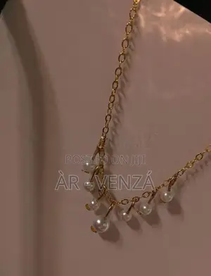 Pearl Drop Necklace
