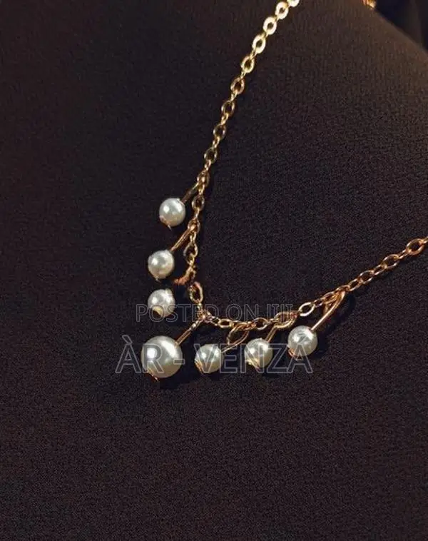 Pearl Drop Necklace