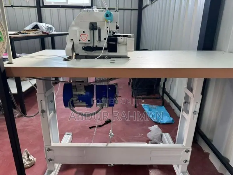 Siruba 5 Thread Overlock Machine