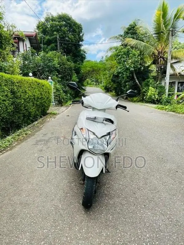 Honda Dio 2012