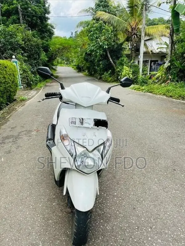 Honda Dio 2012
