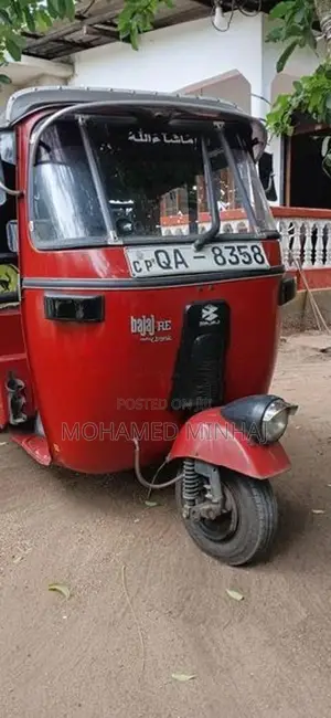 Bajaj RE 2005