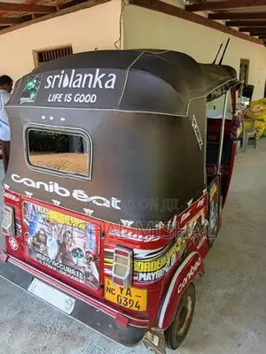 Bajaj RE 2011