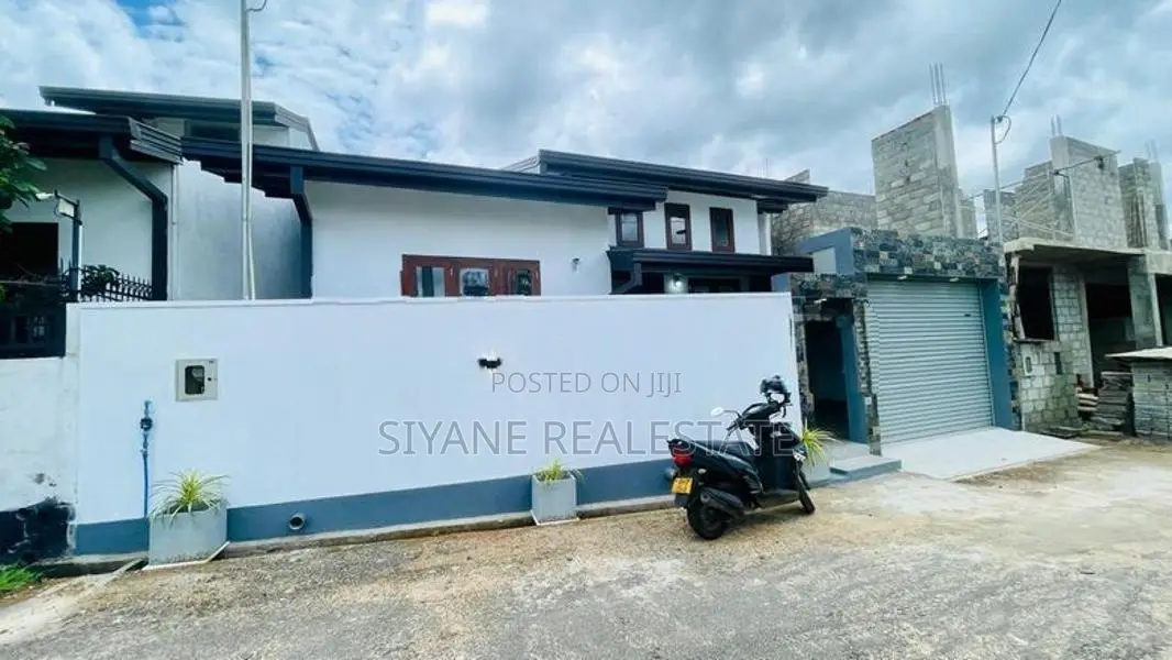 Super Brand New Single Storey House for Sale in Athurugiriya