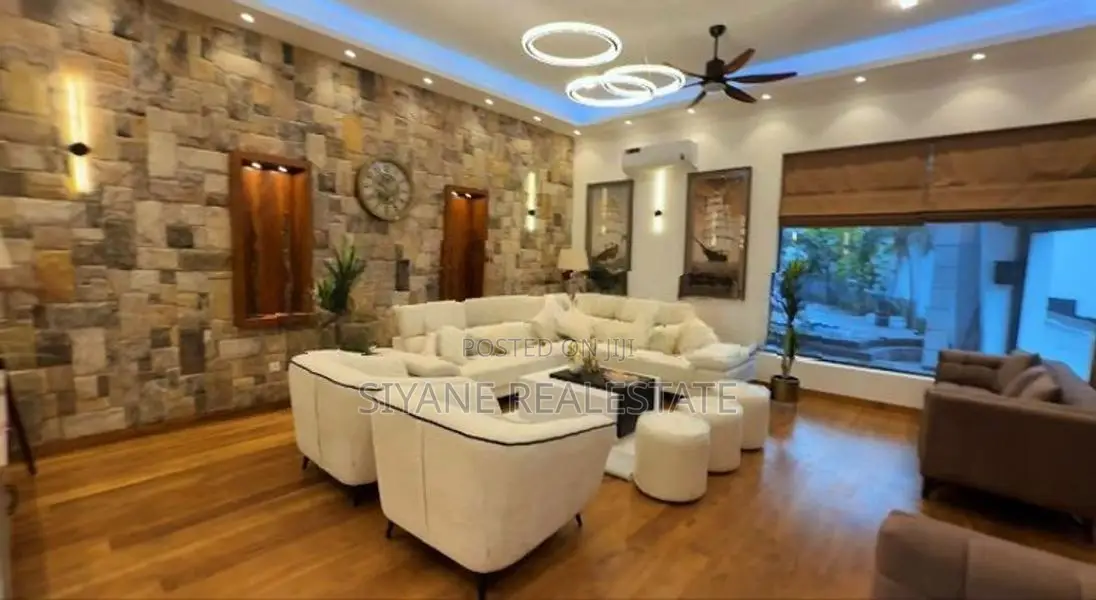 Beautiful Luxury Residence For Sale Palawatta, Battaramulla