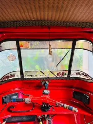 Bajaj RE 2003