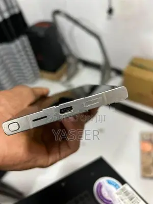 Samsung Galaxy S24 Ultra Silver (Used)