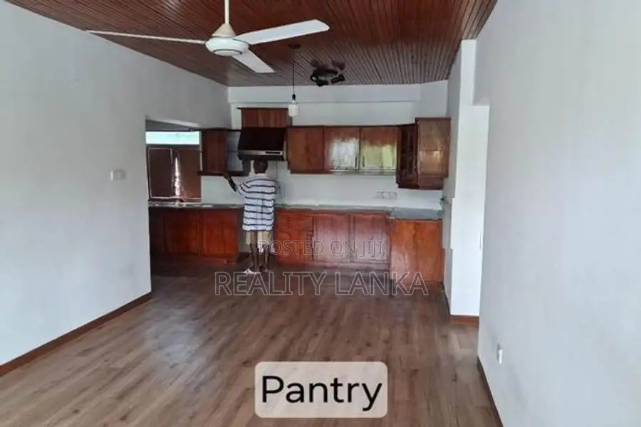 Apartment for sale (3978) Colombo 10