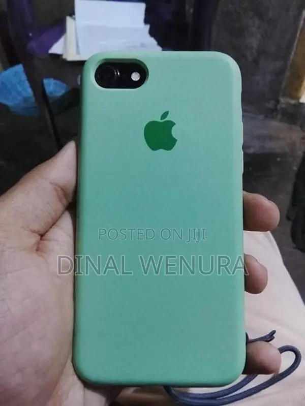 Apple iPhone 7 (Used)