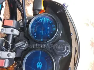 Bajaj CT100 2025