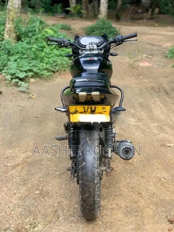 Bajaj Pulsar 180 2010