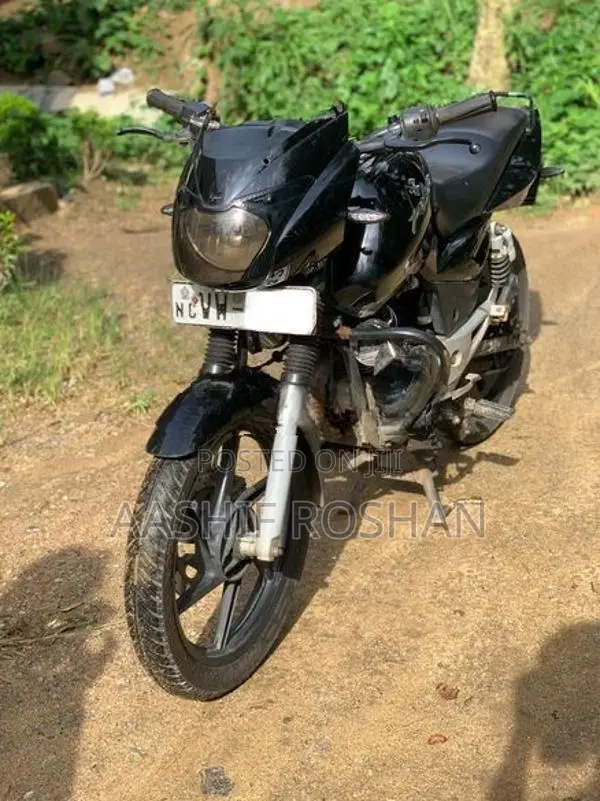 Bajaj Pulsar 180 2010