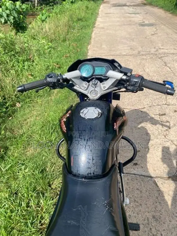 Bajaj Pulsar 135 2011