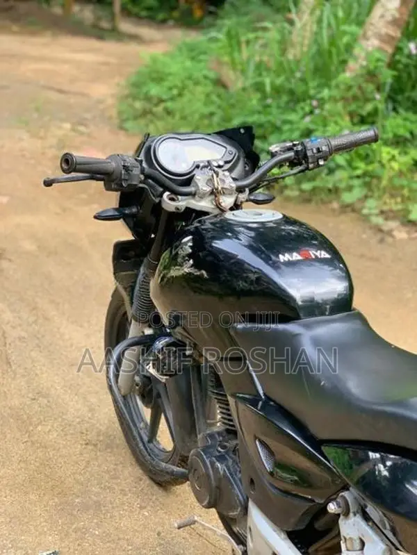 Bajaj Pulsar 180 2010