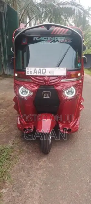 Bajaj RE 2014