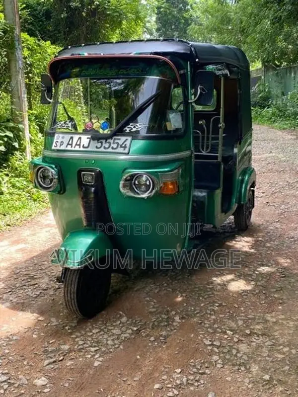 Bajaj RE 2013