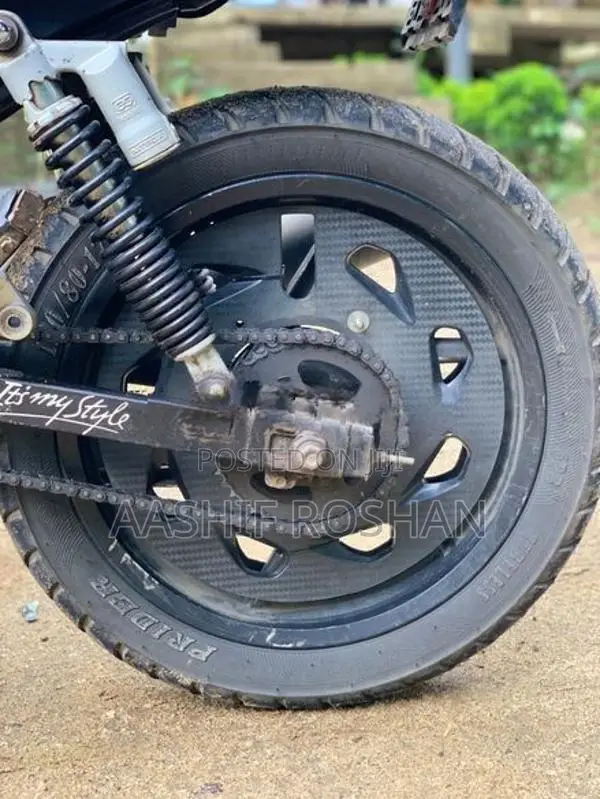 Bajaj Pulsar 180 2010