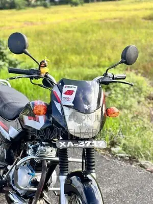 Bajaj CT100 2011