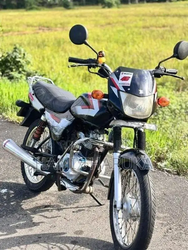 Bajaj CT100 2011