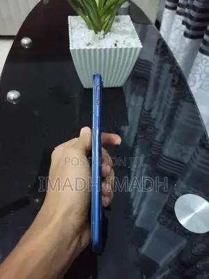 Oppo A83 (Used)