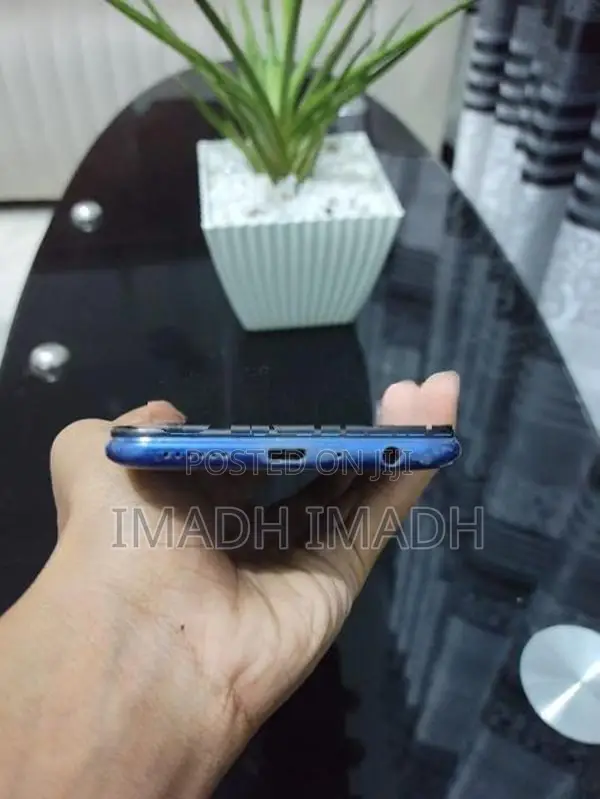 Oppo A83 (Used)