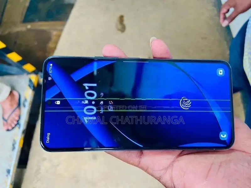 Samsung Galaxy S22 (Used)