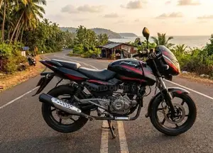 Bajaj Pulsar 180 2017