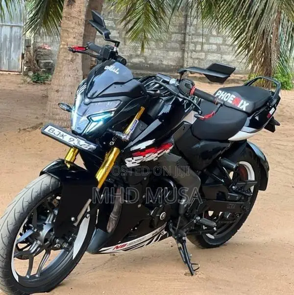 Bajaj Pulsar NS200 2025