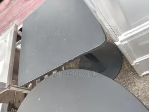 Metal Table 2*2 Feet