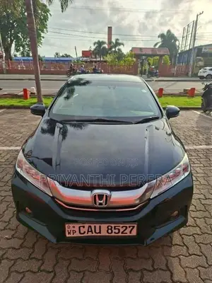 Honda Grace 2014