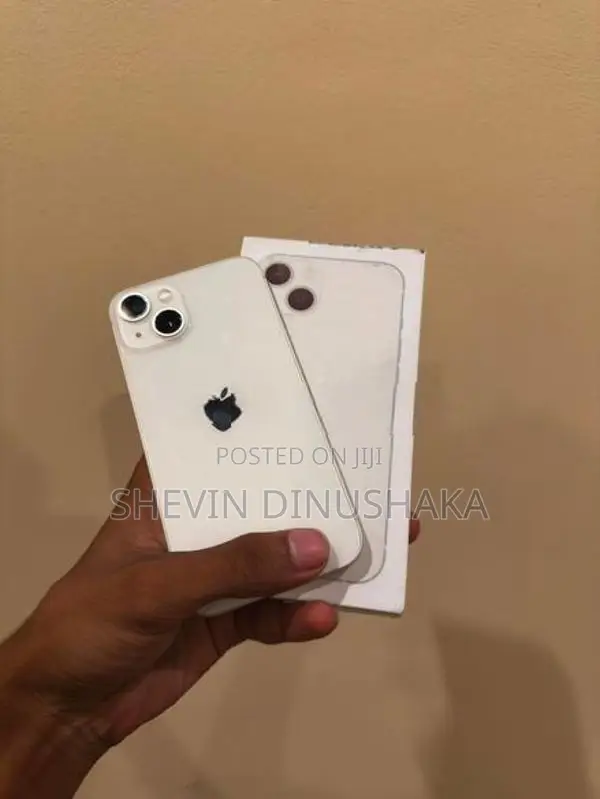 Apple iPhone 13 (Used)