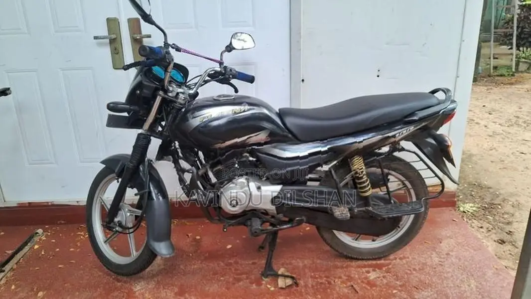 Bajaj Platina 100cc 2017