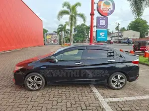 Honda Grace 2014