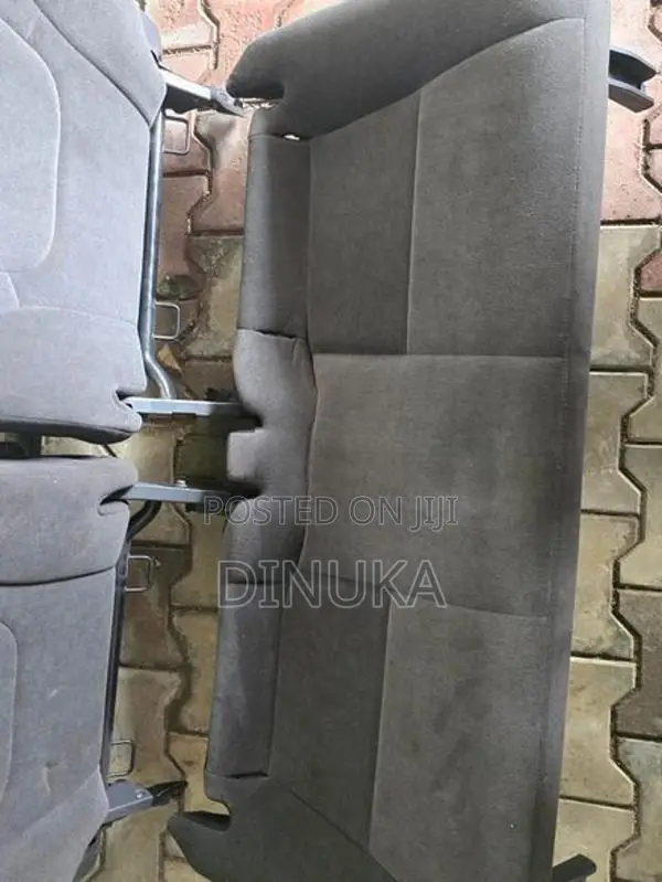 Swift Seats Center Antenna