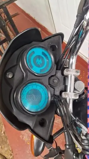 Bajaj Platina 100cc 2017