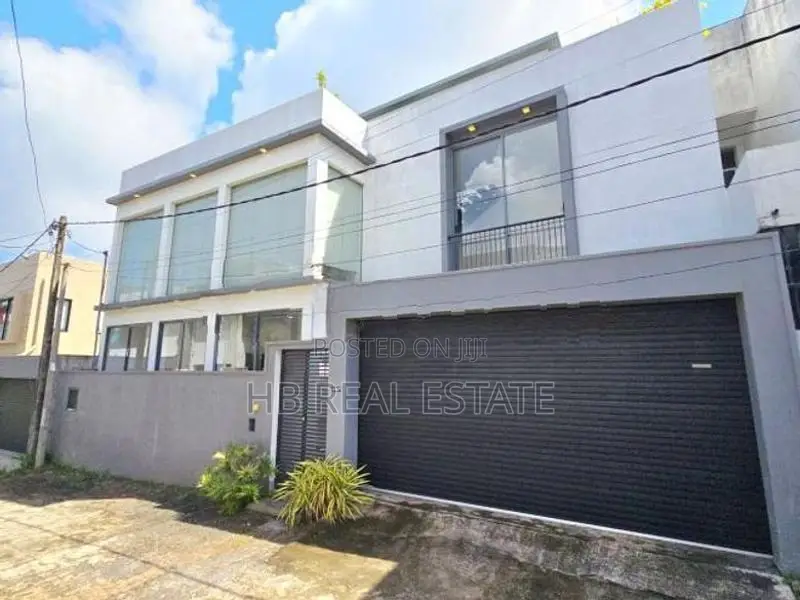 Architecture Designed Super Luxury Three Story House-Kesbewa