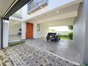 Architecture Designed Super Luxury Three Story House-Kesbewa