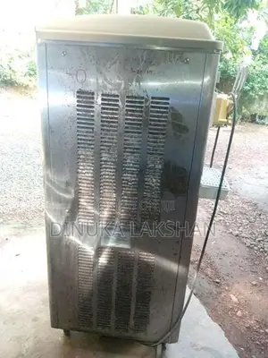 Ice Cream Machine