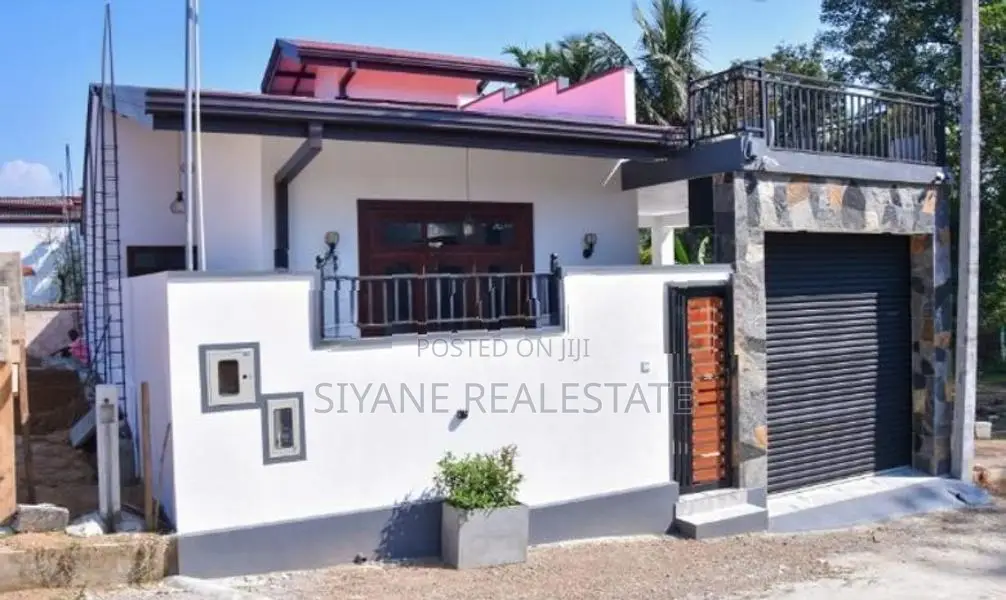 Brand New Single Storey House for Sale in Athurugiriya