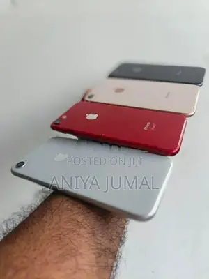 Apple iPhone 8 (Used)